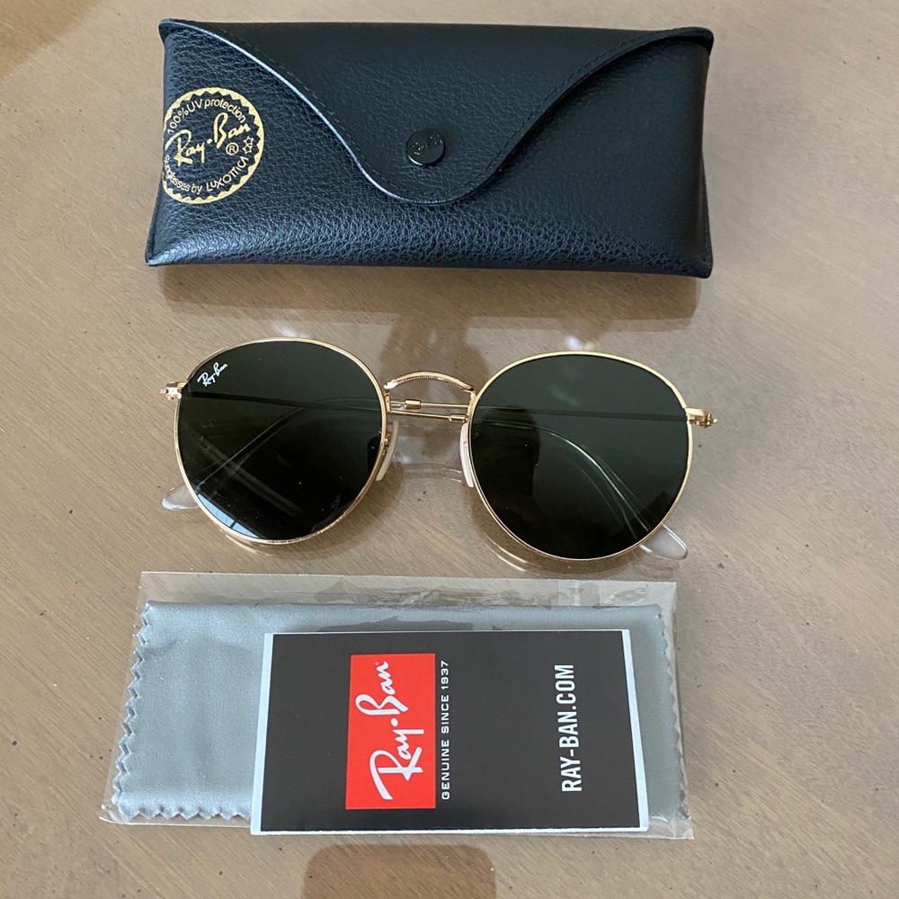 RAYBAN round sunglasses- black with gold frames